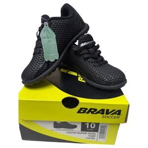 New with box Bravo Soccer shoes size 10 youth (toddler)